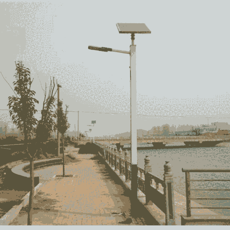 太陽(yáng)能風(fēng)光互補(bǔ)路燈安裝操作指南 選森海啟航路燈制造